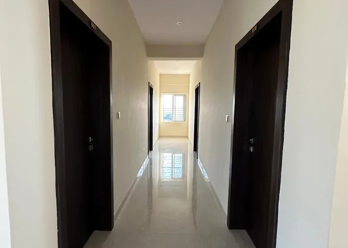 Nayana Comforts