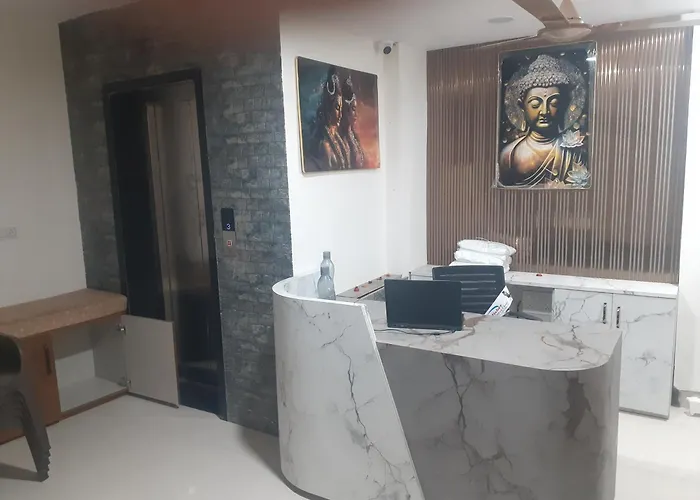 Hotel Shivaarambh Homestay