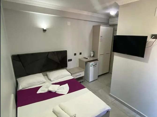 Madame Fijen Hotel