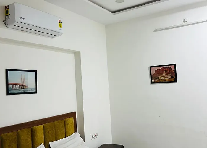 Hotel Cr Residency