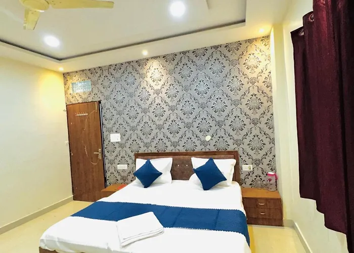 Hotel Jmk I Luxury Stay I Near Kashi Vishwanath