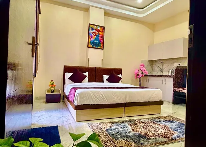 Hotel Prime Palace