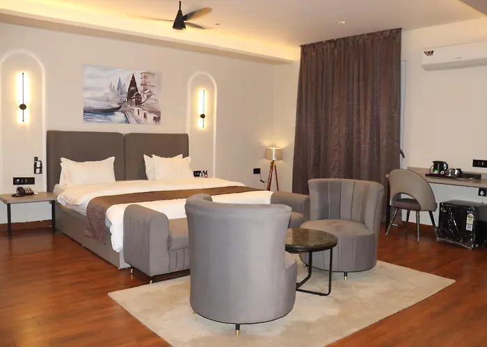 Raajhans A Boutique Stay