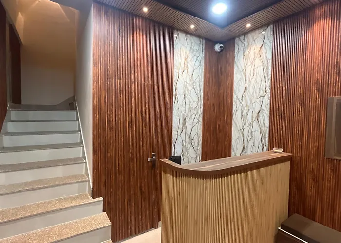 Hotel Hi-Fi