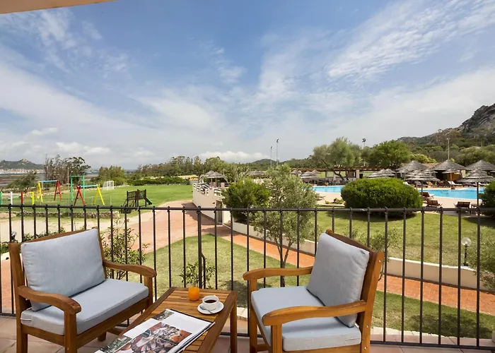 Hotel With Swimming Pool Near Baja Sardinia
