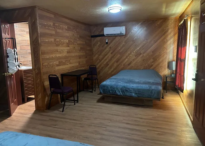 The Mint Motel