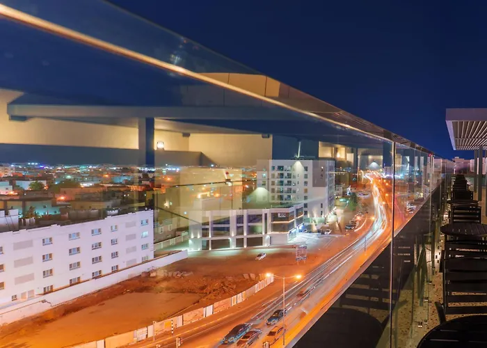 Jarzez Inn Hotel Azaiba فندق جرزيز إن العذيبة