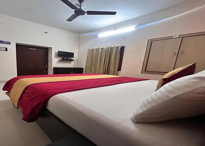 Hotel O Kurnool Railway Station Road