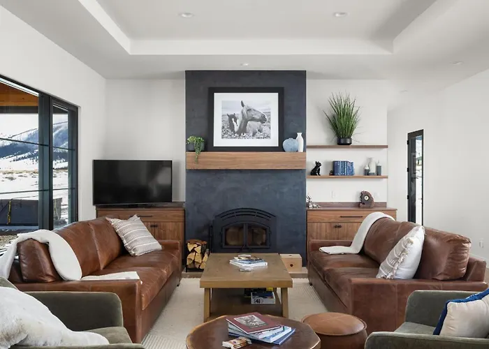 Five Peaks Retreat