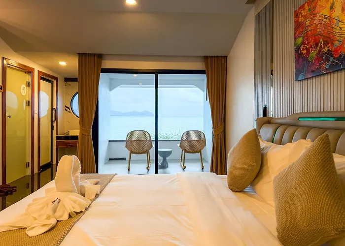 Aokhanom Hotel