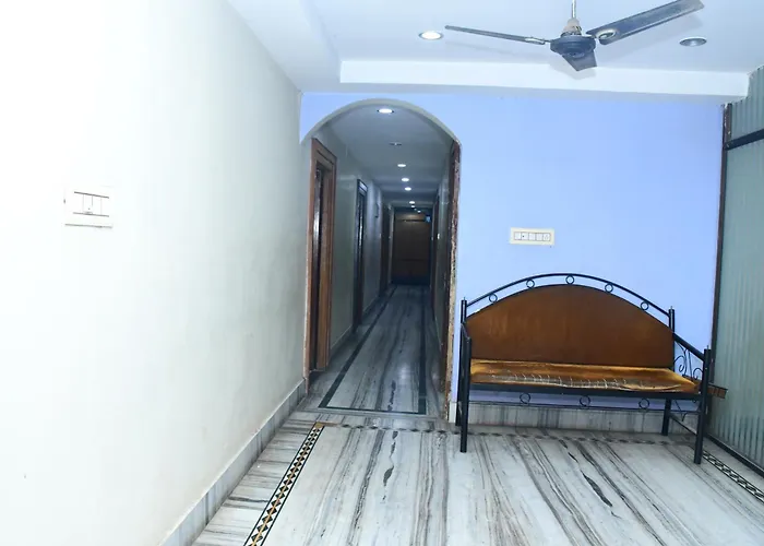 Hotel Sampark