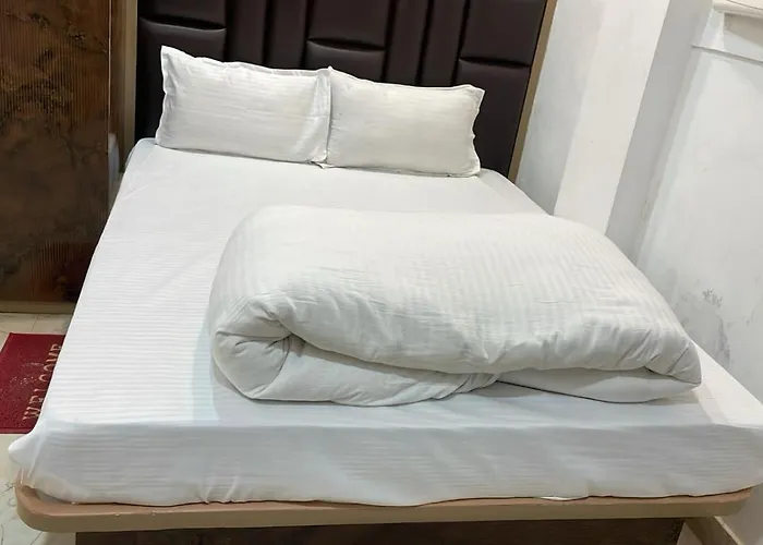 Hotel Shree Nikatan