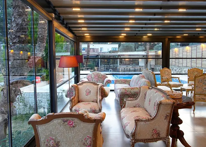 Garrya Romo Hotel