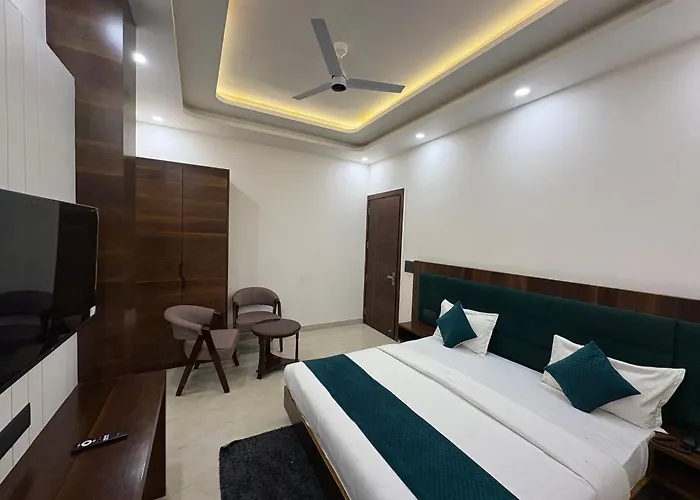 Hotel Bliss Inn & Terrace