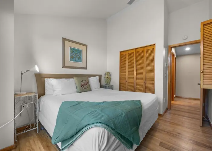 Beaches Inn Townhomes