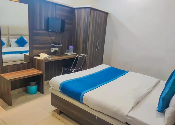 Hotel Grey Castle - Near Haridwar Railway Station