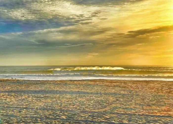 Luxe Beachside Escape Near Channel Islands
