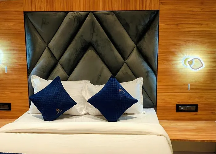 Hotel Victoria Palace & Banquet