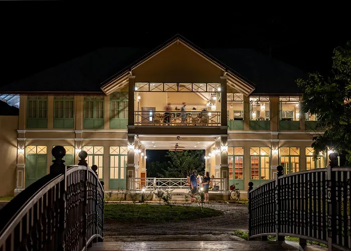 Lost Horizon Resort - Khao Sok