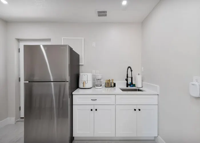 Pet Friendly Studio Unit Near Downtown And Parks - 20 Mi To Disney