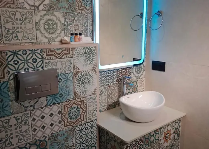 Prince Diamond Boutique Hotel