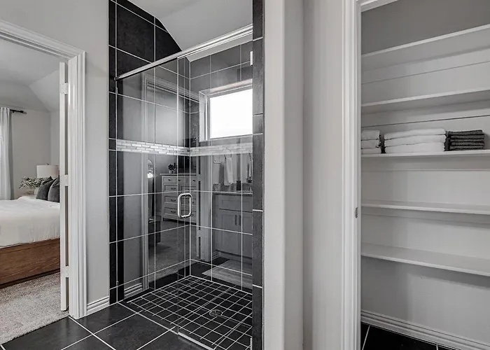 Where Comfort Meets Convenience