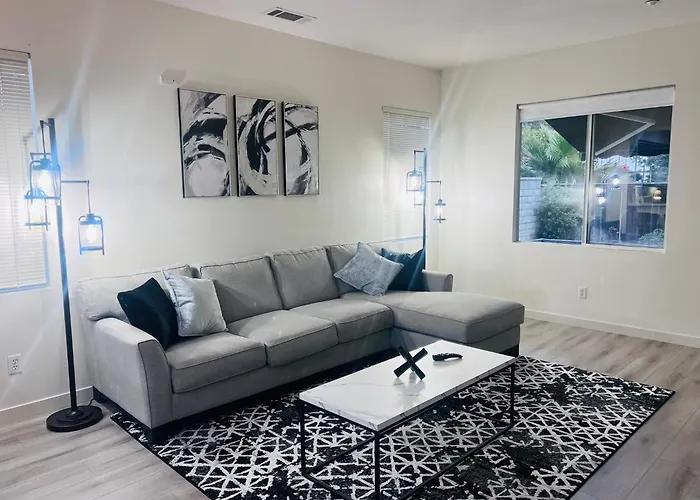 Stylish & Fully Renovated Home!