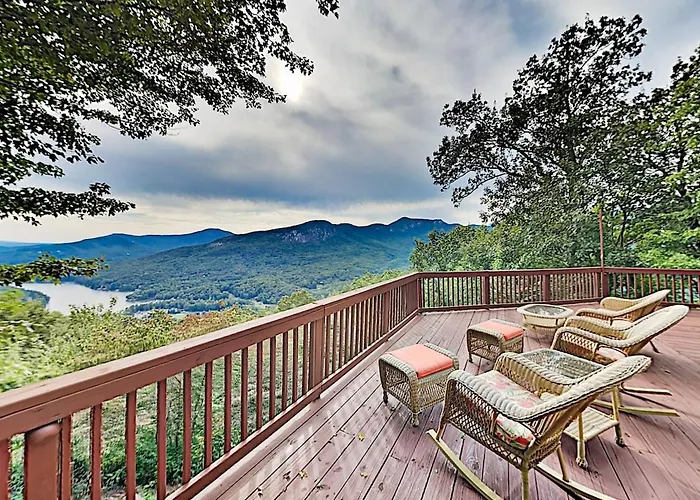 Sunset Retreat - Big Deck, Mountain & Lake Lure Views!