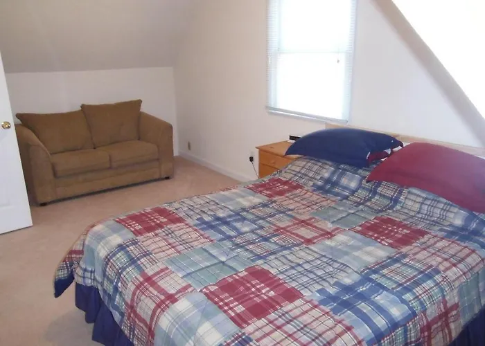 Dog Friendly Vineyard Cabin