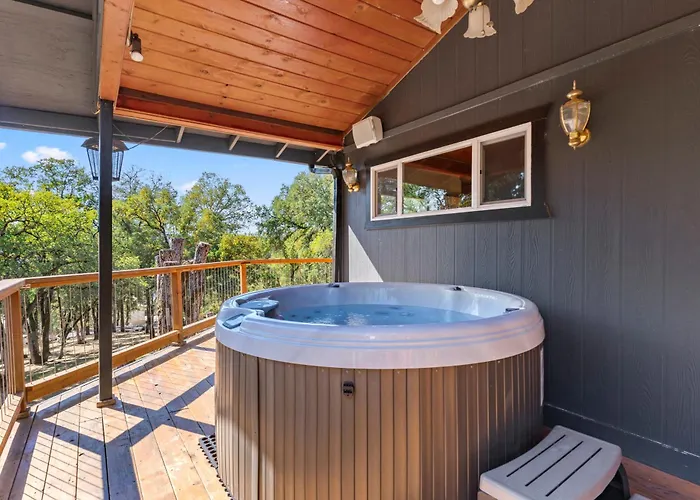 Cozy Lake View 4Bd 2,5Br Retreat In 5 Acres, Hot Tub And More