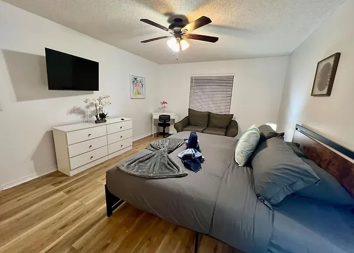 Family Spacious Heated Pool Home 5 Min To Weeki Wachee