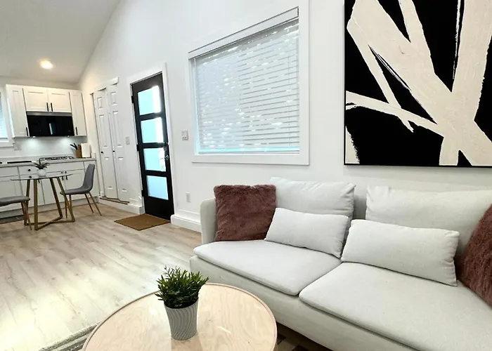 Modern And Cozy Private Studio