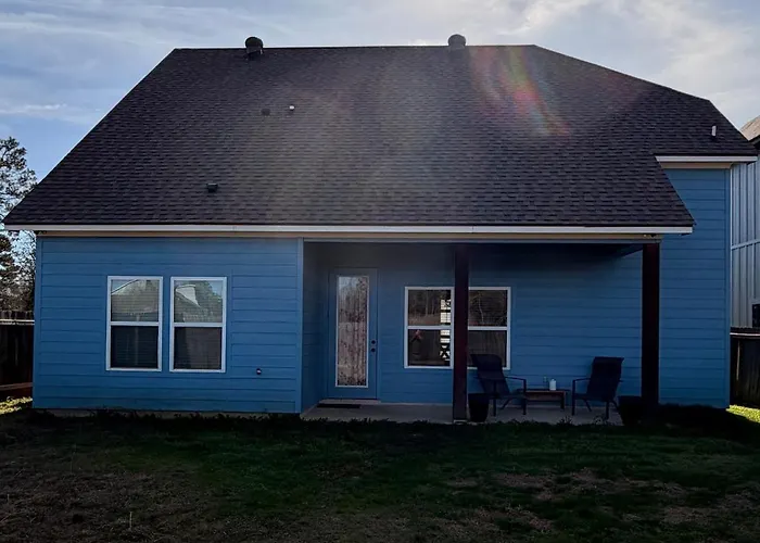 Wanderlust House