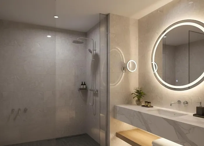 Mai Deluxe Hotel