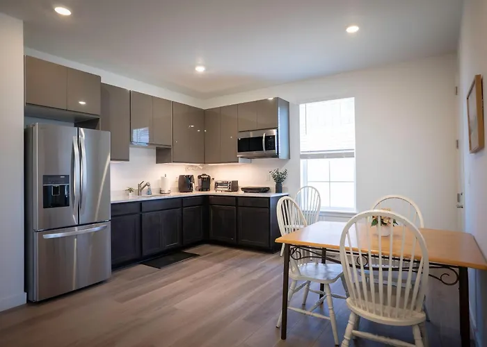 New Build 1Br Home Stunning Views Denver Access