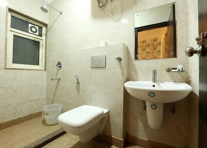 Hotel Park Suites At Airport