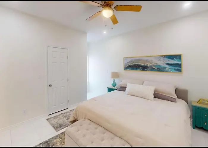 Lucky Condos