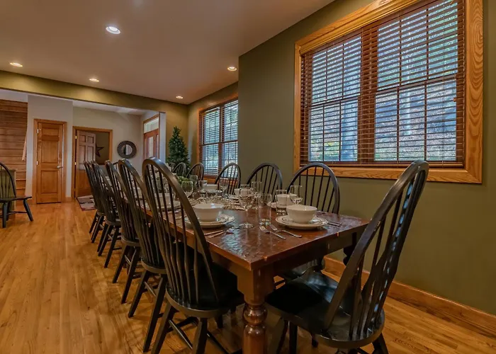 Top Property In Snowshoe 8 Bedroom Nwr Rd 11 Luxury Home