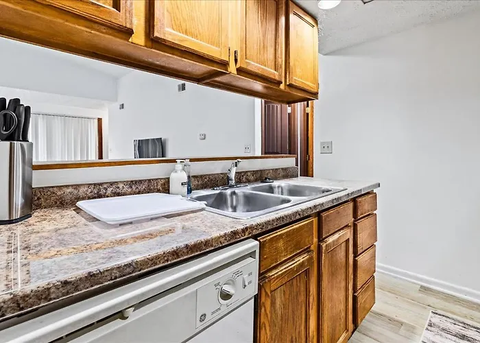 3Br Townhouse With Free Parking Near Downtown Ohio