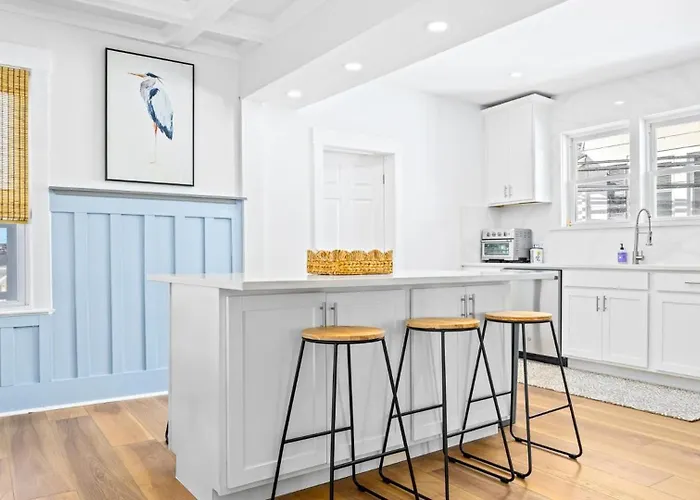 5Br Plus Den - Downtown Oc - Sleeps 16