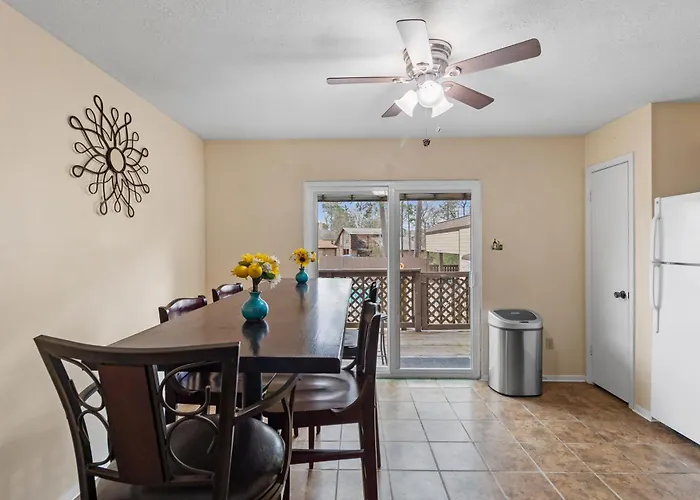 Cozy Huntsville Condo - 2Br Near Shsu - Pool - Wifi - Free Parking
