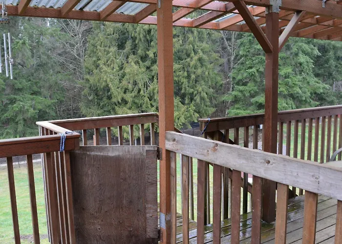 House On 5 Acres With Farm Animals In Bothell, Close To Seattle Bellevue Kirkland Woodinville