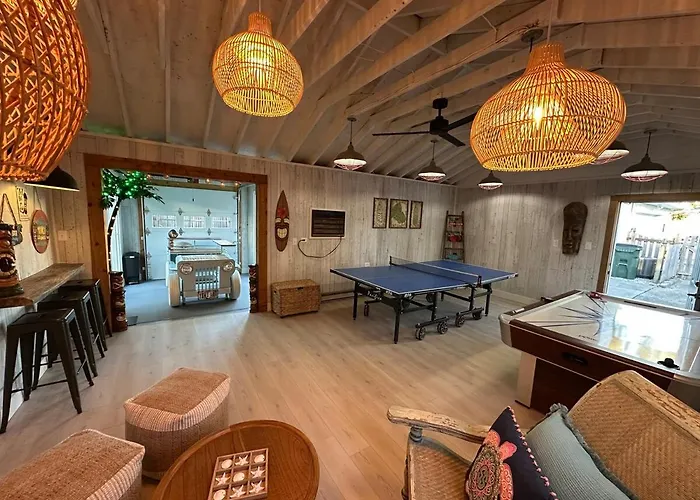 The Sleepy Tiki - Game Room, Tiki Lounge, Firepit