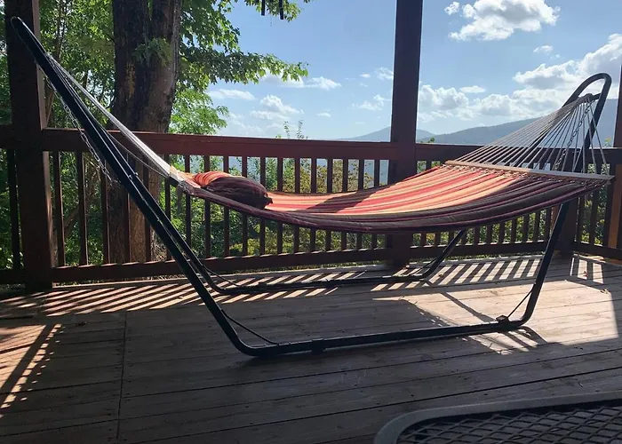 Sunset Retreat - Big Deck, Mountain & Lake Lure Views!
