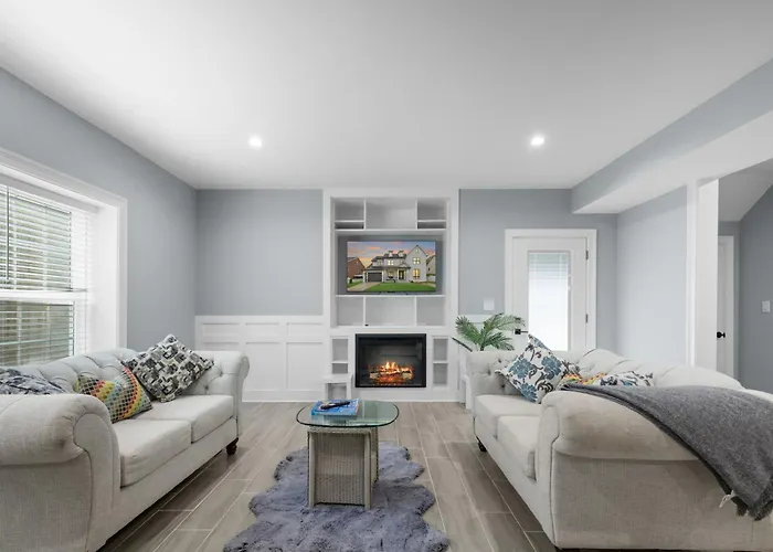 Luxury Awaits In This Stunning, Modern Home