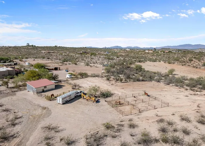 Wickenburg Ranch House Retreat And Horse Friendly