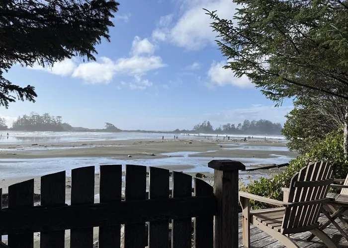 Chesterman On The Point - Beachfront