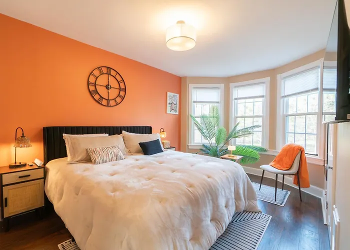 Princeton Einstein Boutique Stay