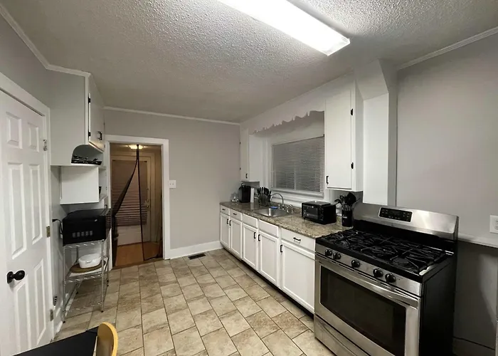 Beach Apartment In Woodmont Milford 102