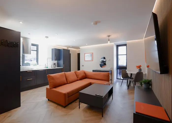 Old Kirk Apartment